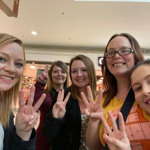 Meet your Posher, Holly